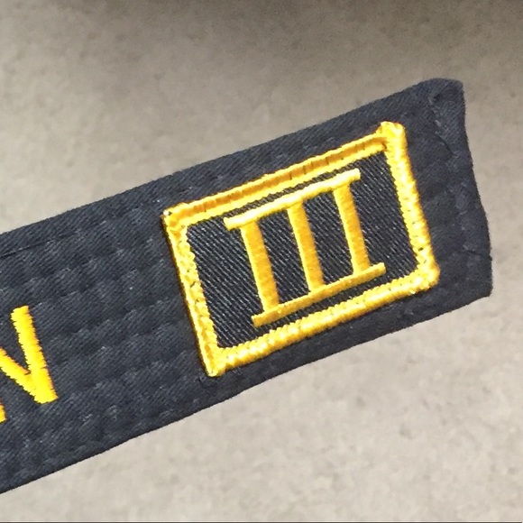 Meet your Posher, Natalie - Picture 3 of 5